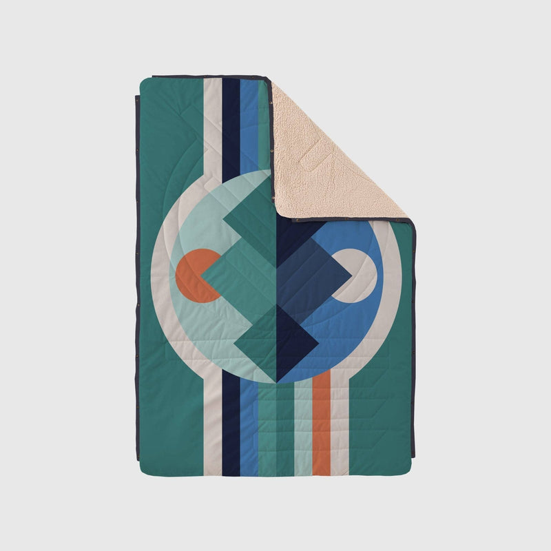 VOITED CloudTouch® Indoor/Outdoor Camping Blanket - Luna Creek Blankets VOITED 