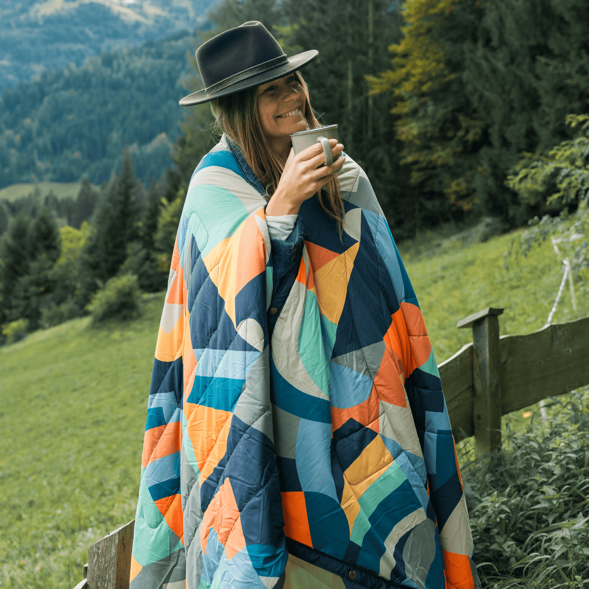 VOITED Fleece Outdoor Camping Blanket - Farmers Market Blankets VOITED 