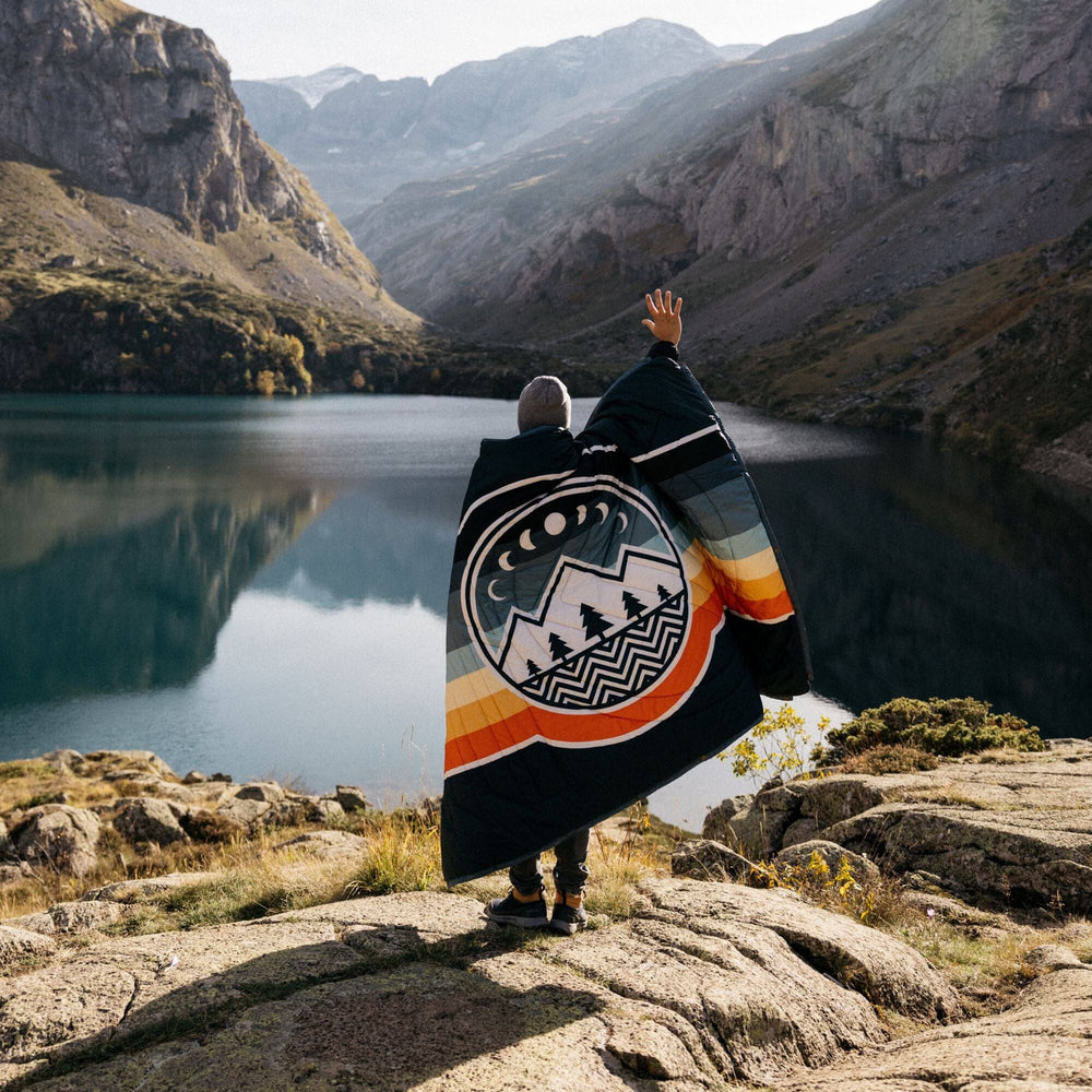 VOITED Fleece Outdoor Camping Blanket - Camp Vibes / Greengabel Blankets VOITED 