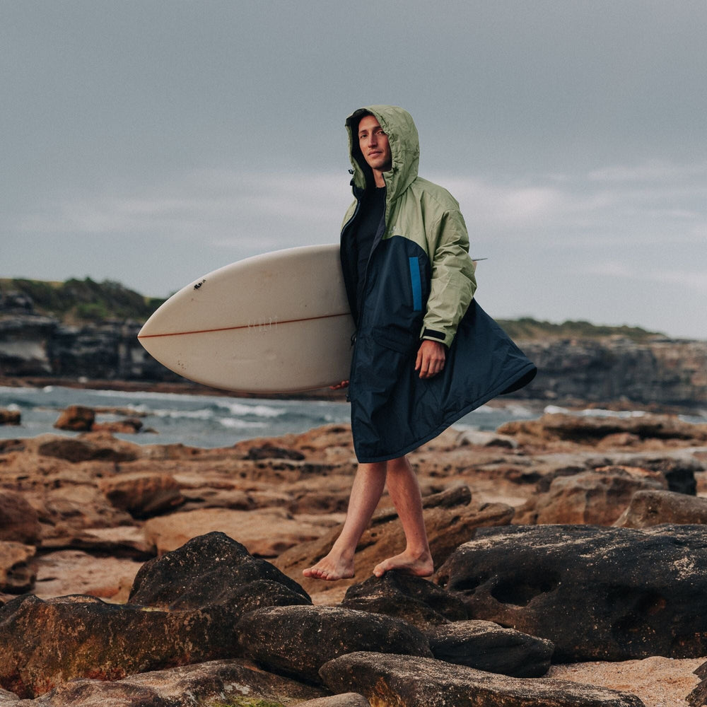 VOITED 3rd Edition Outdoor Changing Robe & Drycoat for Surfing, Camping, Vanlife & Wild Swimming - Ocean Navy/Olive Changewear VOITED 