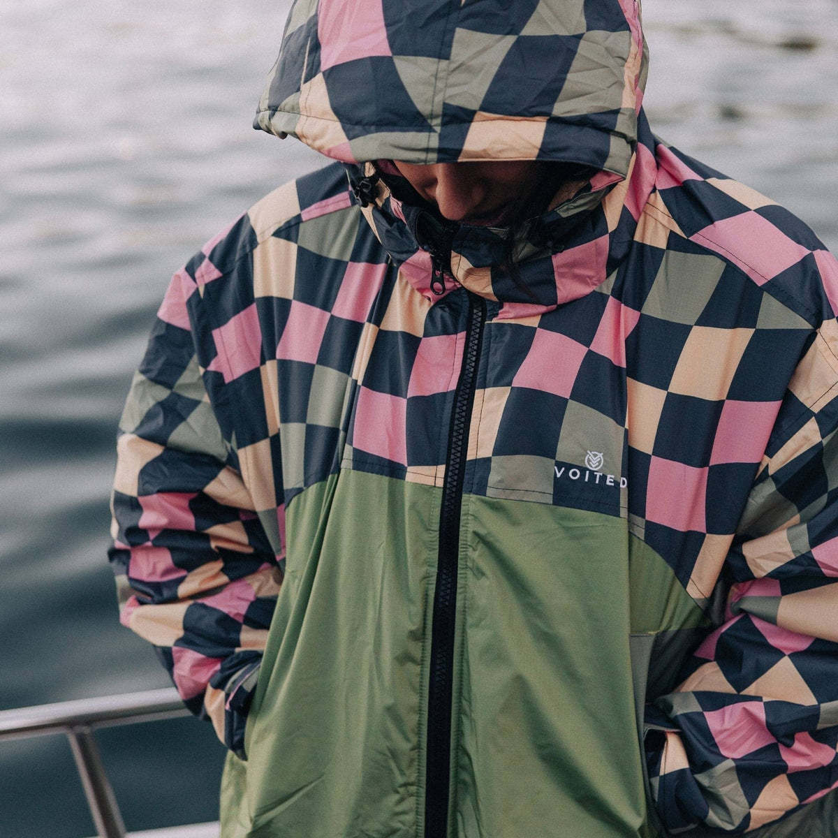 VOITED 3rd Edition Outdoor Changing Robe & Drycoat for Surfing, Camping, Vanlife & Wild Swimming - Wavecheck Changewear VOITED 