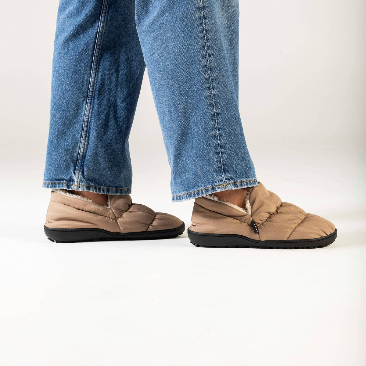 VOITED CloudTouch® Slippers - Lightweight, Indoor/Outdoor Fleece-Lined Camping Slippers - Mudstone Footwear VOITED 