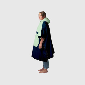 VOITED Trooper Outdoor Premium Poncho-Blanket - Ocean Navy / Cameo Green Blankets VOITED EU 