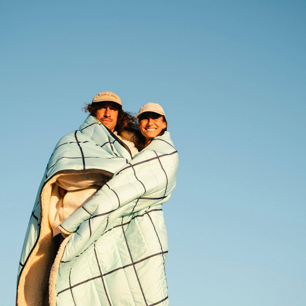 VOITED Queen CloudTouch® Indoor/Outdoor Camping Blanket - Pool Blankets VOITED 